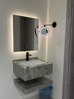 شقة بغرفة معيشة وغرفة نوم - 3