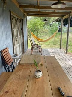 Hermosa cabaña entre cerros, campo y mar - 1