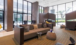 Base Central Pattaya Quiet King-Bed with Infinity Pool & Free Netflix! - 1