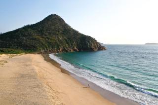 Close to Little Beach and Shoal Bay Beach - 8