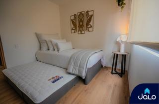 High Park 94 by Jalo - 9