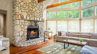 Lake Harmony Chalet w Hot Tub Arcades Near Beaches Ski Trails Everpine Lodge by AvantStay - 5