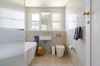 Bondi Beach Art Deco Haven - 2