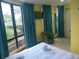 Swing & Pillows - Sentul - 8