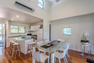 Panorama 5 & Free Buggy Hamilton Island - 8