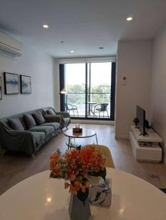 Comfy and warm 2BR Apt at Parkville - 5