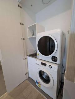 Comfy and warm 2BR Apt at Parkville - 1