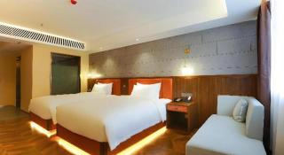 Borrman Hotel Capital Airport Convention & Exhibition Center Auto Market - 4