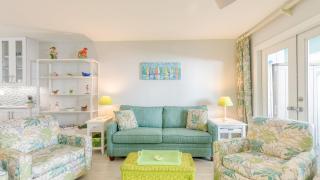 Bahamian Reed by AvantStay Walk to Everything w Community Pool Month Long Stays Only - Key West - 3