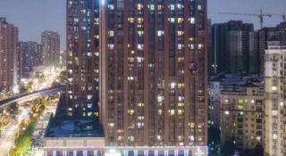 Lavande Hotel Wuhan Houhu Avenue Xingye Road - 5