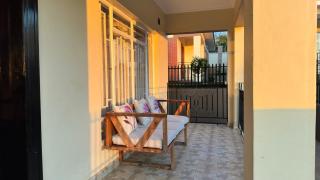 Beauty Blender Homes - The Executive House - 6