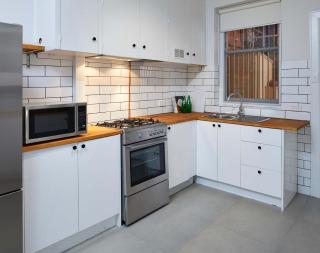 1 Bedroom Art Deco Apt With Study - 8