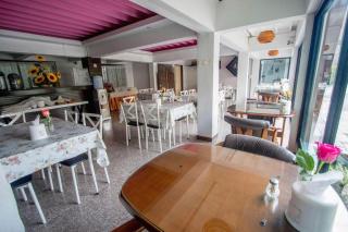 Huay Kaew Palace 1 Hotel - 9