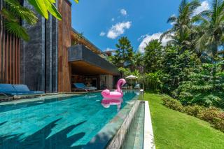 Villa Sandro - 3BR Escape, Lush Jungle Views & Pool - 7