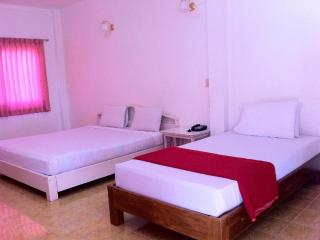 Chumphon Park Resort - 8