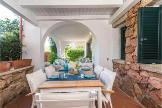 Number One With Shared Pool - Happy Rentals - 2