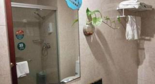 GreenTree Inn Lianyungang Guanyun Bus Station Zhenxing Garden Express Hotel - 1