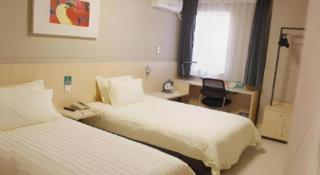 Jinjiang Inn Yueyang Railway Station - 4