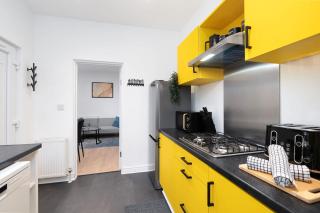 4 Bed 2 Bath sleeps 9 - 3