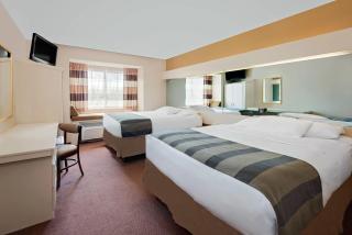 Microtel Inn & Suites by Wyndham Joplin - 7