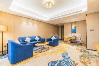 Huayu Zhidi Hotel - 9