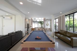 Private 6 Bedroom - Mellow Yellow Villa - Chiang Mai - 8