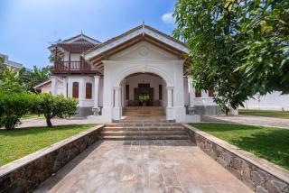 The Colonial Escape - 6