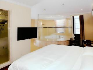 GreenTree Inn Jiangsu Wuxi Xishan DongTing Erquan East Road XinGuang Newly Estate Express Hotel - 2