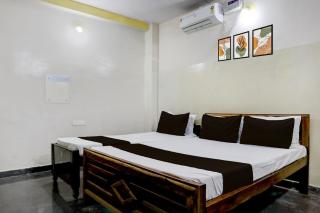 HOTEL O YOGESHWAR GUEST HOUSE - 9