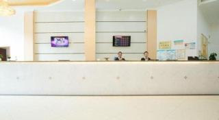 GreenTree Inn Kunshan Shimao Plaza Business Hotel - 3