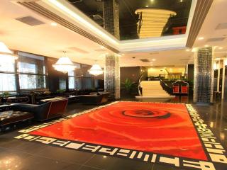 Elegance Bund Hotel - 4