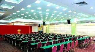 Golden Lustre Hotel - 5