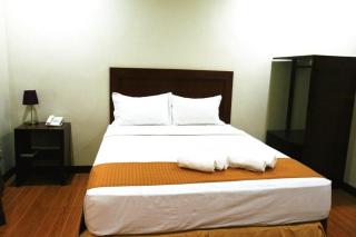 Castle Dreams Hotel - 8