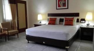 Arondari Hotel - Sukabumi - 3