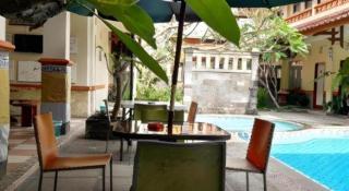 Arondari Hotel - Sukabumi - 1