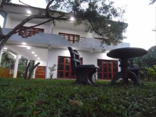 Lagoon Beach Resort - 3