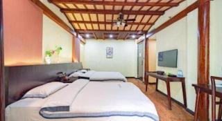 Alley Mountain View Garden Hotel - 4