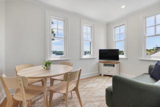 Fresh & Comfy 3BR Near The Rocks - 7