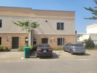 Lovely self contained unit in a secure estate - 8