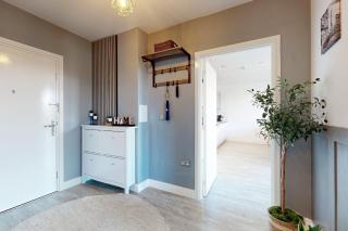 Bright 2-Bed Flat with Balcony Near London Stadium and Victoria Park - Londra - 5