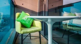 ibis Styles Yangzhou Baixiang Rd Hotel - 1