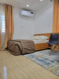 Cozy Studio Apartment - 1