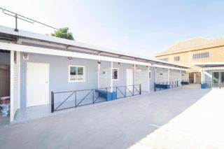 OYO 75383 Danthip Place - 2