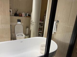 Luxurious Stay on Al maryah Island - 2