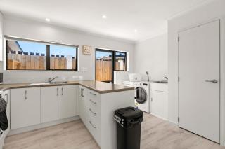 Sea-cret Hideaway - 5