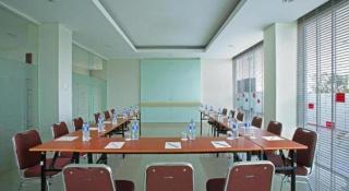 Amaris Hotel Pakuan Bogor - 8