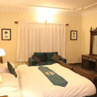 Musketeers Resort - 7