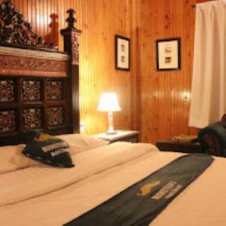 Musketeers Resort - 5