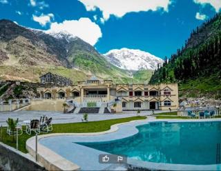 Musketeers Resort - 3