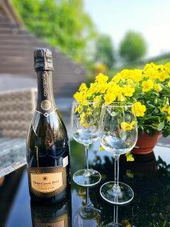 Closer to the Sea - Modern Terrace Stay - 9